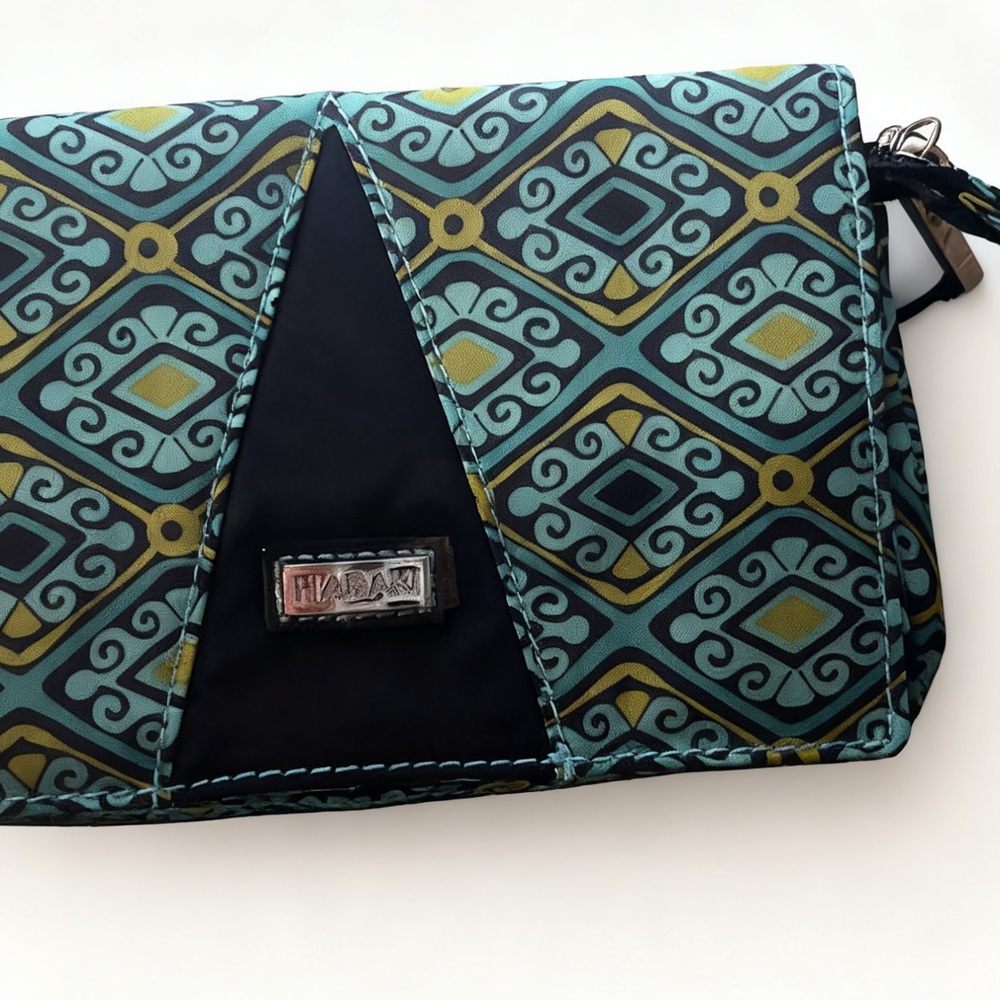 Stylish Teal Patterned Women’s Clutch - Hadaki